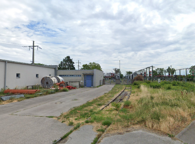 Ein Feuerwehrsprecher bestätigte ebenfalls auf Nachfrage die Gasblase, auf die im Bereich einer Baustelle am Zentralverschiebebahnhof Wien-Kledering im 11. Bezirk gestoßen wurde. | Foto: Screenshot Google Maps