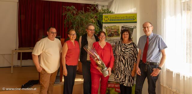 Heinz Blocher, Silvia Krispel, Josef Schiefer, Christa Käfer, Christa Forster und Karl Köllnhofer (vlnr). | Foto: www.cine-motion.at / Ivanek