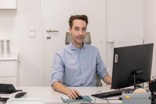 Auf "DocFinder.at" wurde Philipp Wimmer als der drittbeste HNO-Arzt in Wien ausgewählt.  | Foto: Medizin am Markt