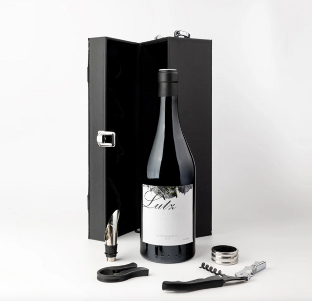 Weinsets mit Genuss als hochwertiges Geschenk. | Foto: Liquid Signature