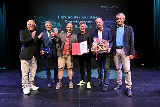 ASKÖ-Präsident Anton Leikam, LH Peter Kaiser, Werner Müller, Arno Arthofer, ASVÖ-Präsident Christoph Schasché, Union-Vizepräsident Max Habenicht mit
 | Foto: LPD Kärnten/Bauer