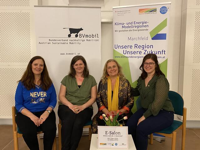 Das Organisationsteam: Rafaela Obetzhauser und Marlene Nagl (Klima- und Energie-Modellregion Marchfeld), Karin Neckamm und Doris Holler-Bruckner (Bundesverband nachhaltige Mobilität). | Foto: Region Marchfeld