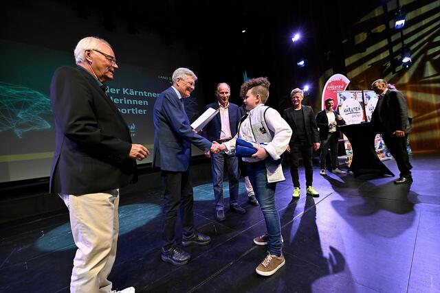 Ehrung erfolgreicher Kärntner Sportlerinnen und Sportler durch LH Peter Kaiser
 | Foto: LPD Kärnten/Bauer