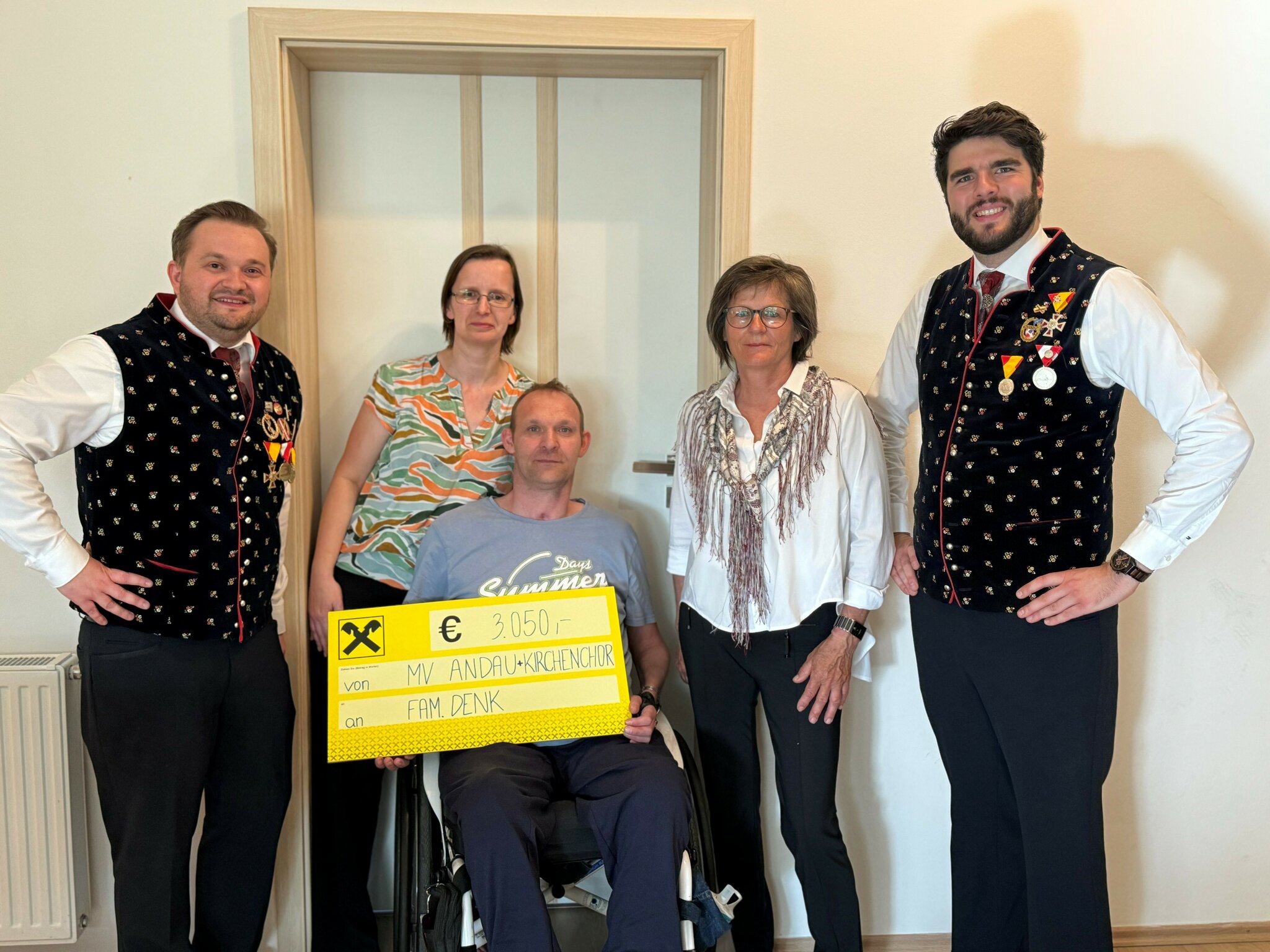 Benefizkonzert Musikverein Andau übergibt 3.050 Euro an Familie Denk
