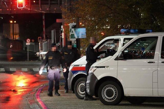 Ein 23-jähriger Häftling ist am Dienstagvormittag aus der Justizanstalt Korneuburg entflohen. Die Polizei hat einen umfangreichen Großeinsatz gestartet, um den Flüchtigen zu finden. | Foto: DOKU-NÖ