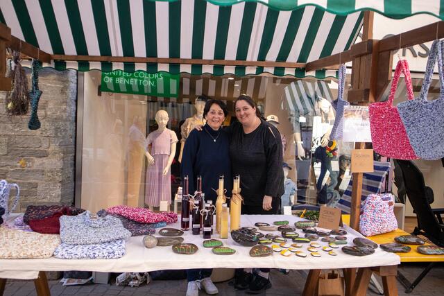 Am Samstag ist in der Bludenzer Altstadt wieder Markttag angesagt. Dabei präsentieren sich Kreative unter dem Motto: „So schön kann Nachhaltigkeit sein”. Angeboten werden viele Recyclingprodukte. | Foto: Stadtmarketing Bludenz