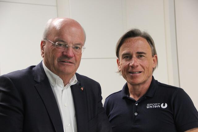Christian Struber (Präsident Hilfswerk Salzburg, v.l.) mit  Bernd Frey (GF Sport Union). | Foto: Martin Schöndorfer, 2024