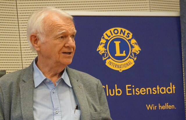 Wolfgang Trenner dankt dem Lions Club Eisenstadt