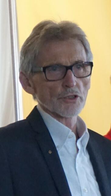 Mag. Gerhard Jeidler stellt den Lions Club Eisenstadt vor.
