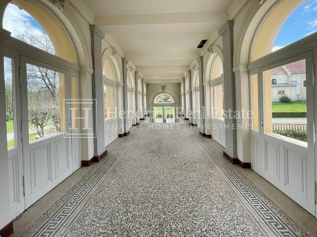 Seit dem Erscheinen des Angebots am gestrigen Tag haben sich potenzielle Käufer aus verschiedenen Teilen der Welt gemeldet. | Foto: Hendrich Real Estate