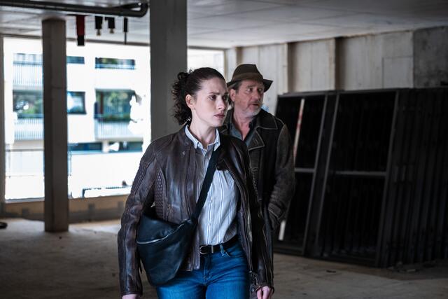 Im Bild: Fanny Krausz und Michael Fitz. | Foto: Satel Film/ Lisa Kutzelnig