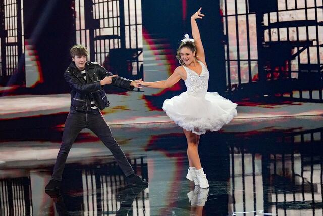 Nico und Jenny fetzen beim "Jailhouse Rock" über die Bühne. | Foto: ORF