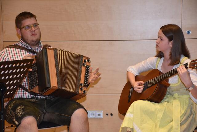Audit of Art-Leistungsabzeichne in Gold-für Paul Riegler, auf der Steirischen Harmonika, Bad Kreuzen. | Foto: Robert Zinterhof