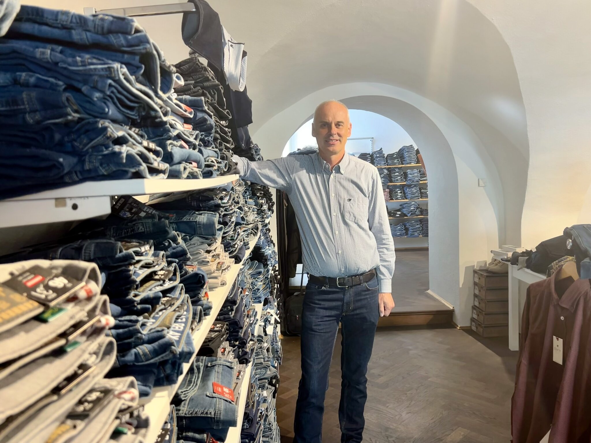 Ertl Jeans: 10 Euro-Gutschein gratis pro Einkauf - Bruck an der Mur