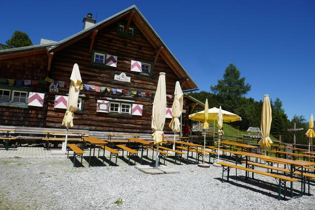 Die Südwiener-Hütte bleibt vorerst noch über die Sommersaison geöffnet.  | Foto: Thomas Neuhold