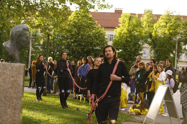 Insgesamt zeigt die zehnte Festival-Ausgabe 79 Einzelveranstaltungen von 31 Produktionen in 18 Sprachen sowie im öffentlichen Raum. | Foto: Clemens Nestroy