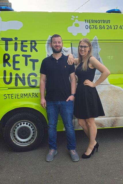 Leiterin der Tierrettung Julia Stuhlbacher und Matthias Trummer. | Foto: Arche Noah