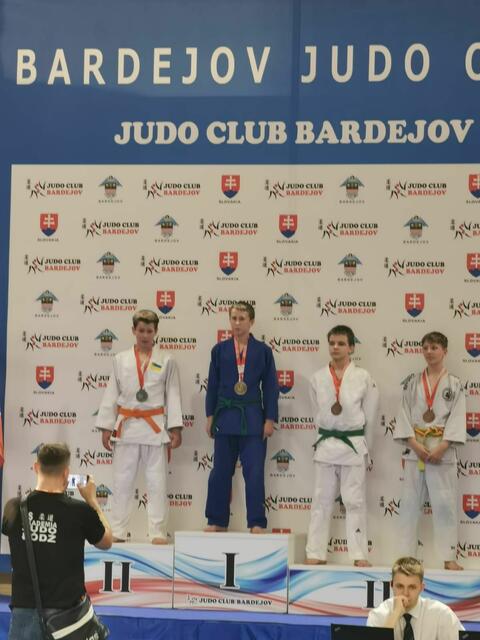 Maksym Kogan gewinnt Gold bei den internationalen Bardejov Opens in der Slowakei