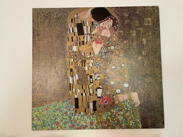 Der Kuss ist eines der bedeutenden Werke von Gustav Klimt. Ausgestellt in Wien : Österreichische Galerie Belvedere: | Foto: Schwameis