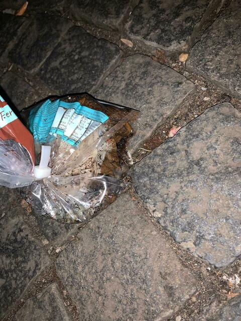 Ein Kameramann des Senders "Puls24" wurde am Freitag von einem Unbekannten mit Kot beworfen. | Foto: Puls24