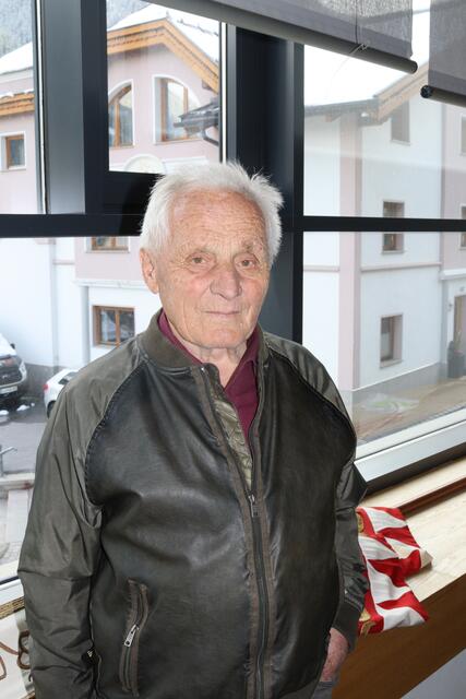Josef Wechner war 24 Jahre lang Bürgermeister in Kappl. Zudem war er auch langjähriger Kapellmeister der MK Kappl von 1965 bis 1999.  | Foto: Elisabeth Zangerl