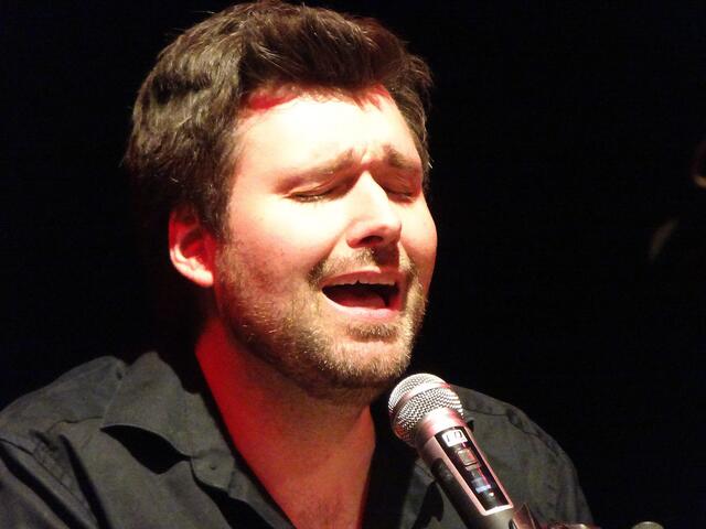 der Mann hinter den Musicals Rory Six