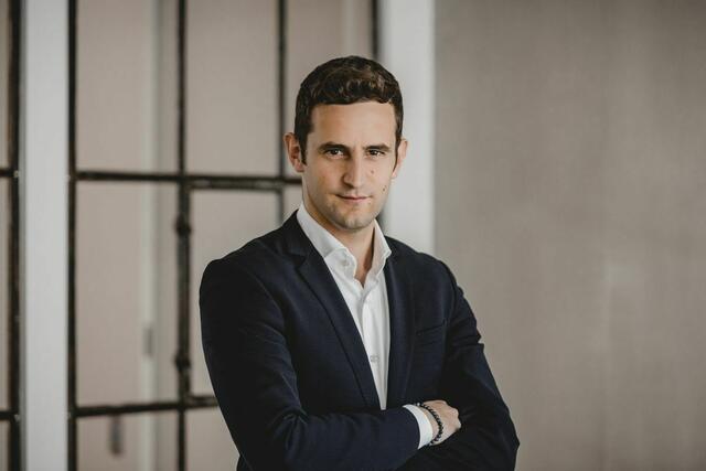 Mit dem Vorschlag aus Wien ist VP-Integrationssprecher Lukas Schnitzer nicht einverstanden. | Foto: Michaela Lorber