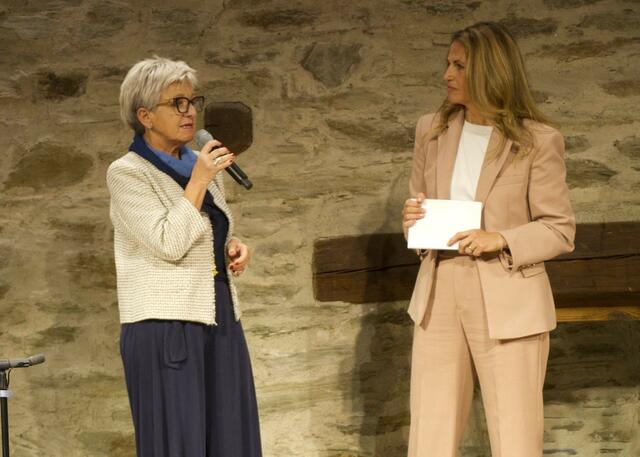 Doris Prohaska im Gespräch mit Elisabeth Gamauf-Leitner stellte mit dem neuen Krankenhaus in Oberwart der Gesundheitsversorgung in ganz Ostösterreich aber speziell im Burgenland ein tolles Zeugnis aus.