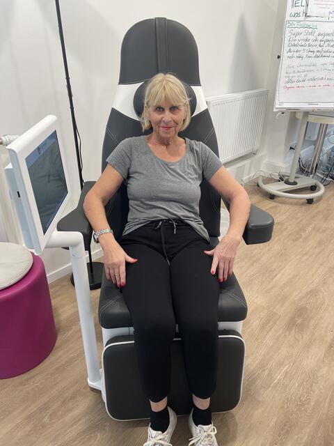 Christine Schwab ist begeistert vom Beckenbodentraining. | Foto: Bettina Korotvicka