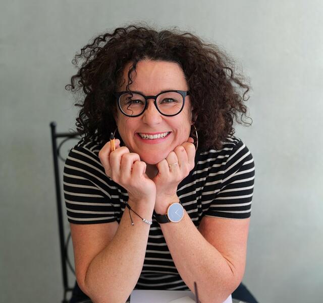 Die Illustratorin und Designerin Inge Wurzinger aus Weiz  | Foto: Hermann Mauritsch 