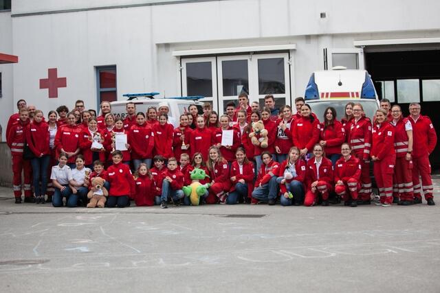 Alle Teilnehmerinnen und Teilnehmer beim RB Jugend Bezirkswettbewerb. | Foto: Rotes Kreuz