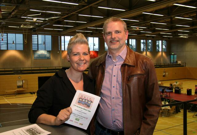 Bianca und Günter Grossberger der Obmann vomHandballclub Tulln. | Foto: Christian Nowotny