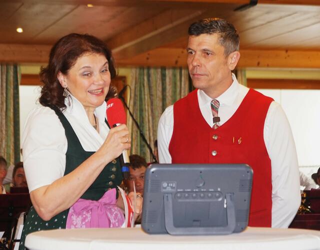 Caroline Koller und Kapellmeister Armin Keuschnigg.