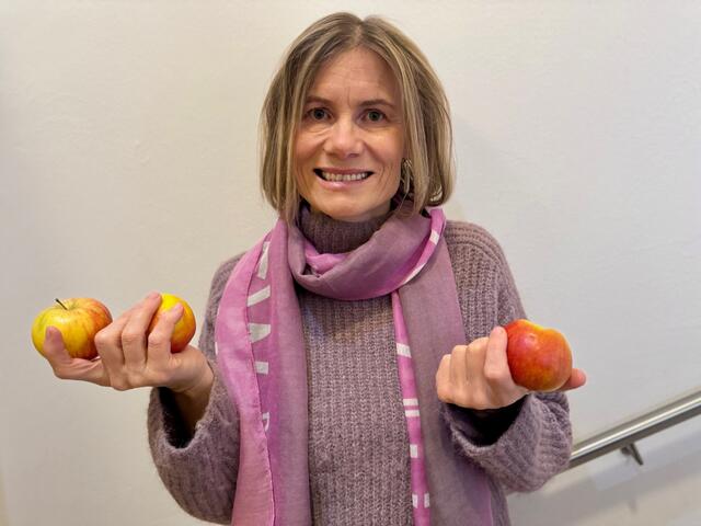 Roswitha Scholler, Diätologin aus Neulengbach, erklärt, ob man von zu viel Obst wirklich Bauchweh bekommt oder ob das nur ein weit verbreiteter Irrglaube ist. | Foto: Scholler