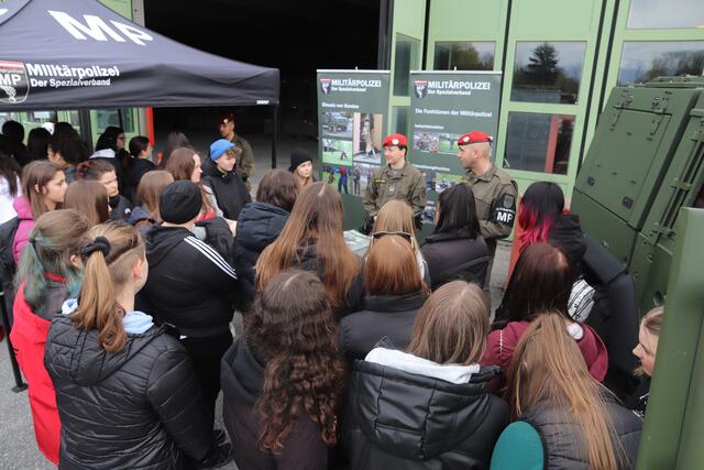 Girl's Day in der Schwarzenberg-Kaserne Salzburg 2023. | Foto: Wolfgang Riedlsperger