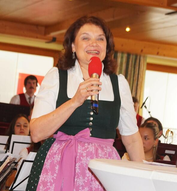 Caroline Koller führte gekonnt durch das Programm.
