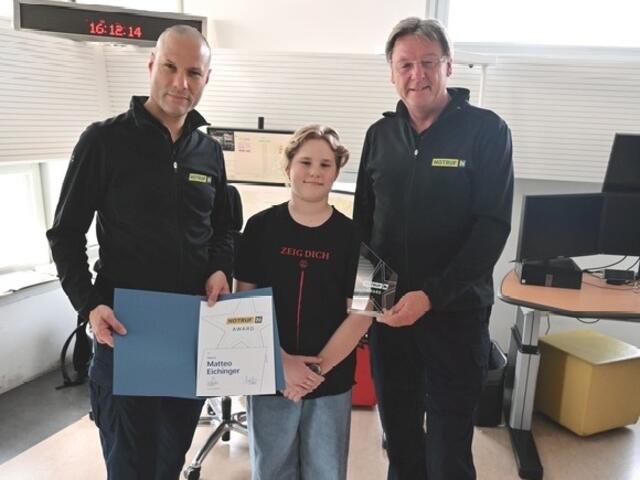 GF Christian Fohringer, Matteo Eichinger, GF Josef Schmoll | Foto: Notruf Niederösterreich