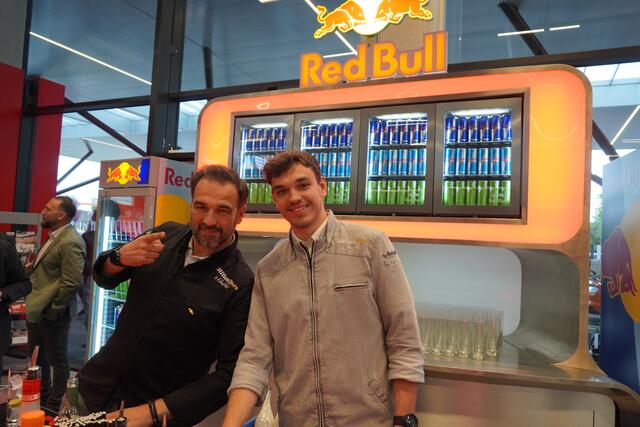 Bei der Eröffnungsfeier in Wals-Siezenheim gab es eine gute Stimmung und eine tolle Bewirtung. | Foto: Emanuel Hasenauer