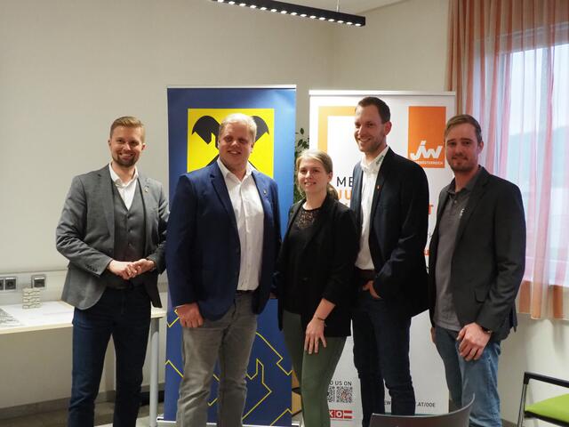 Michael Wimmer, Martin Burner, Vanessa Ehrengruber, Thomas Burner und Robert Krennmair | Foto: BRS