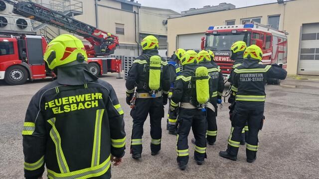 Die Feuerwehren waren rasch vor Ort. | Foto: BFKDO Tulln