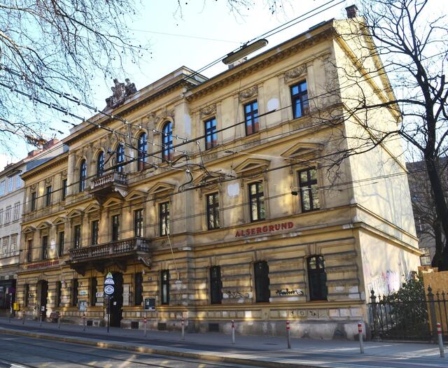 Die Sitzung fand im Festsaal der Bezirksvorstehung statt. | Foto: BV 9