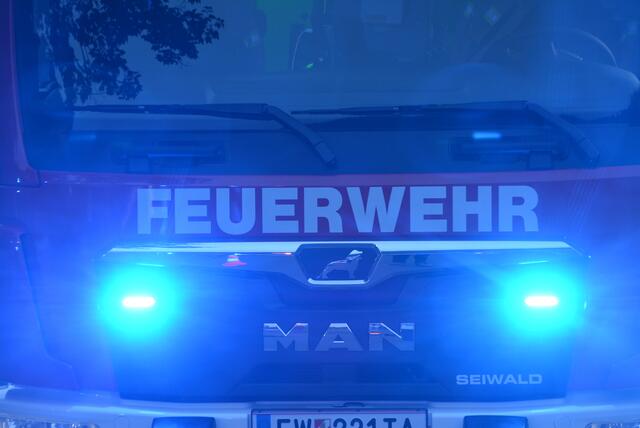 Die Berufsfeuerwehr Salzburg war bei dem Küchenbrand Dienstagabend im Löscheinsatz. | Foto: RegionalMedien Salzburg