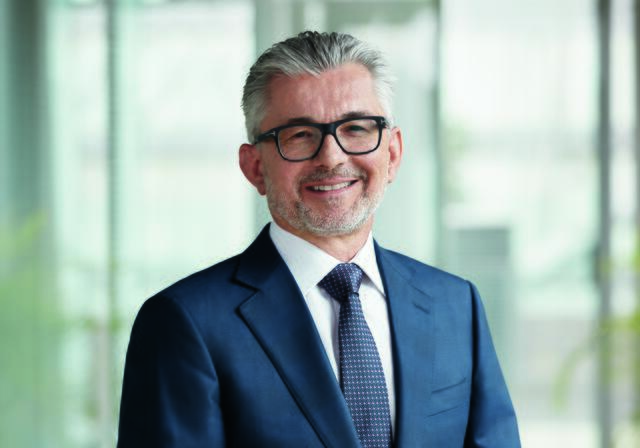 CEO Herbert Eibensteiner ist überzeugt, dass Kurt Satzinger die Innovationsaktivitäten in der Voestalpine weiter vorantreiben werde. | Foto: voestalpine AG