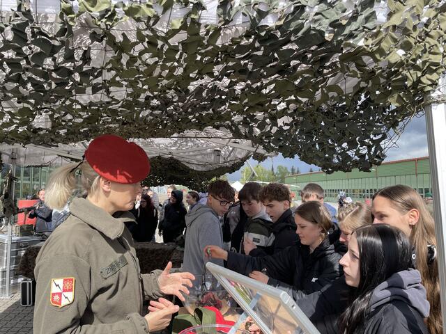 Informationsstand | Foto: Rosa Besler