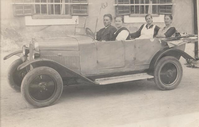 Alois und Theresia Buder (links) leisteten Widerstand gegen den Nationalsozialismus. | Foto: Privatarchiv der Familie Buder
