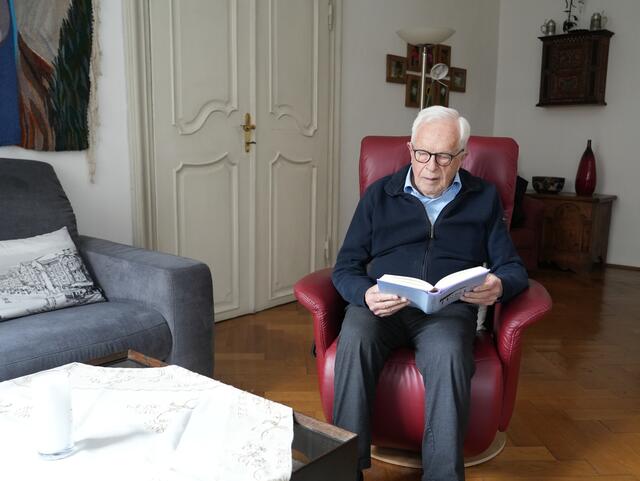 Klaus Egger feiert am Samstag seinen 90. Geburtstag. | Foto: Cincelli/dibk.at