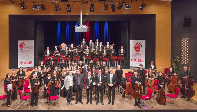 Die Johannes Brahms Musikschule gab mit dem Mürztaler Sinfonieorchester im Stadtsaal Mürzzuschlag ein Orchesterkonzert. | Foto: JBMS