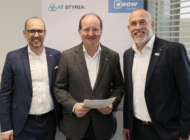 Vernetzen und stärken die steirische Wirtschaft: Helmut Röck (Geschäftsführer AT Styria), Herbert Ritter (Vorsitzender AT Styria) und Oliver Bernecker (Chief Executive Officer, Know Center) (v.l.) | Foto: AT Styria