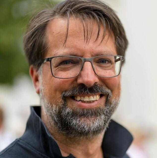 Herwig Troyer, Geschäftsführer der Stadtimmobilien Baden und Obmann der Badener Energiegemeinschaft. | Foto: privat