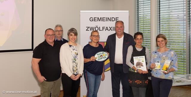 Heinz Blocher, Christoph Lampert, Anna Moyses, Silvia Krispel, Walter Buxkandl, Sonja Wirgler und Petra Hirner (vlnr). | Foto: www.cine-motion.at / Ivanek